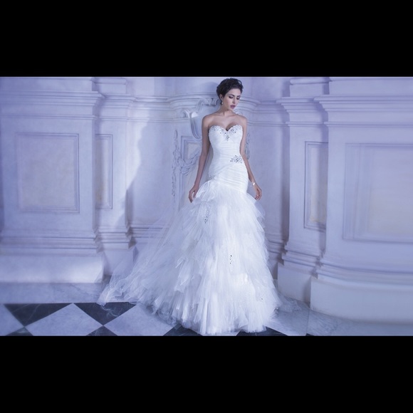 Brides By Demetrios Ilissa wedding gown